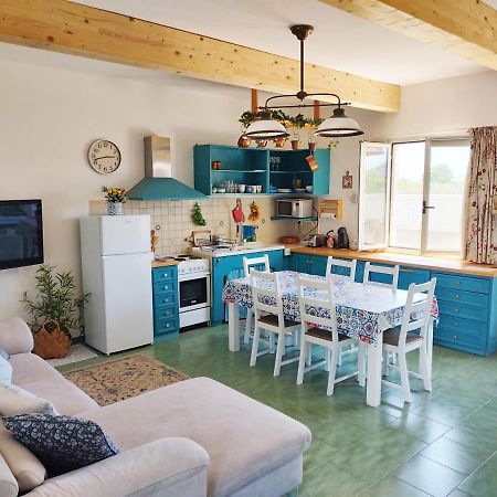 Casa Di Nelia Villa Baratili San Pietro Eksteriør billede