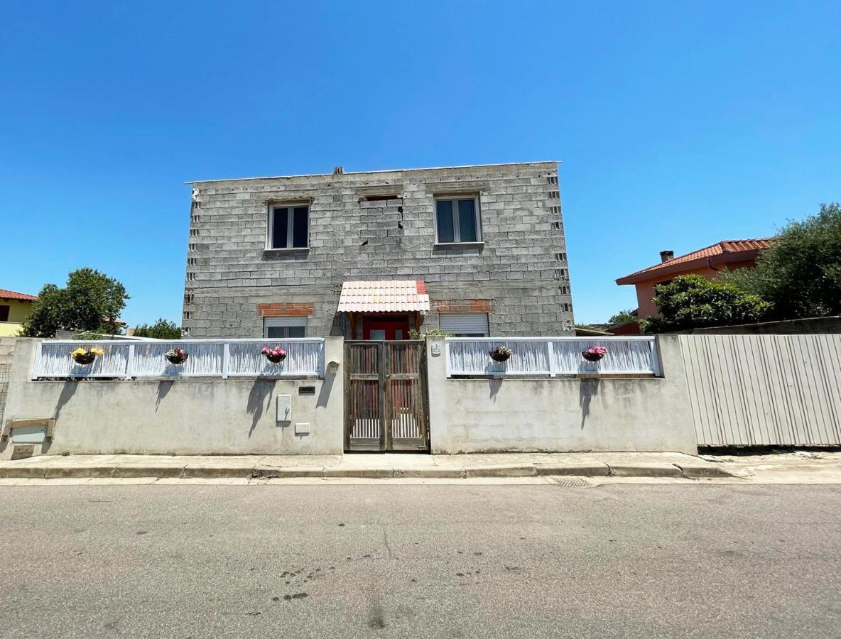Casa Di Nelia Villa Baratili San Pietro Eksteriør billede